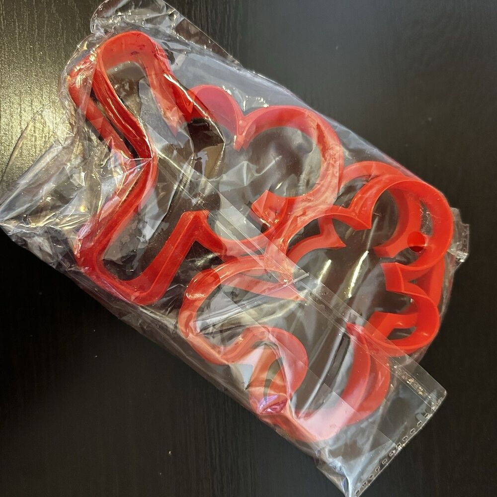 Ninjabread Gingerbread Cookie Kit Cut-Out Cookie Cutters Ninja Shape New - Picture 2 of 2